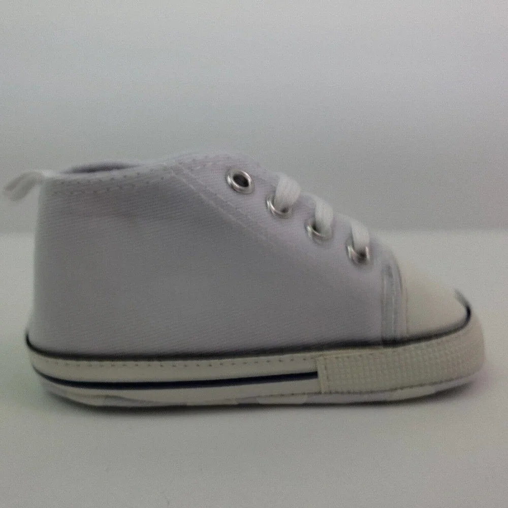 Unbranded Infant Baby Size 0-6 Months White Canvas Denim Sneaker Shoes